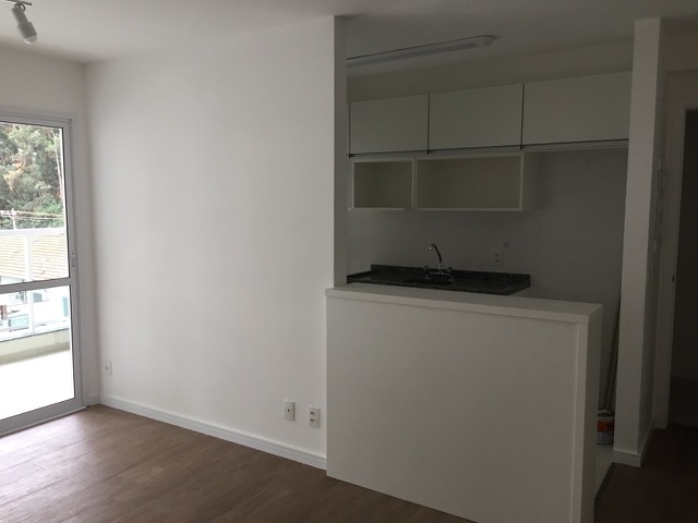 Apartamento para alugar com 2 quartos, 65m² - Foto 7