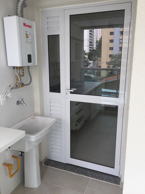 Apartamento para alugar com 2 quartos, 65m² - Foto 14