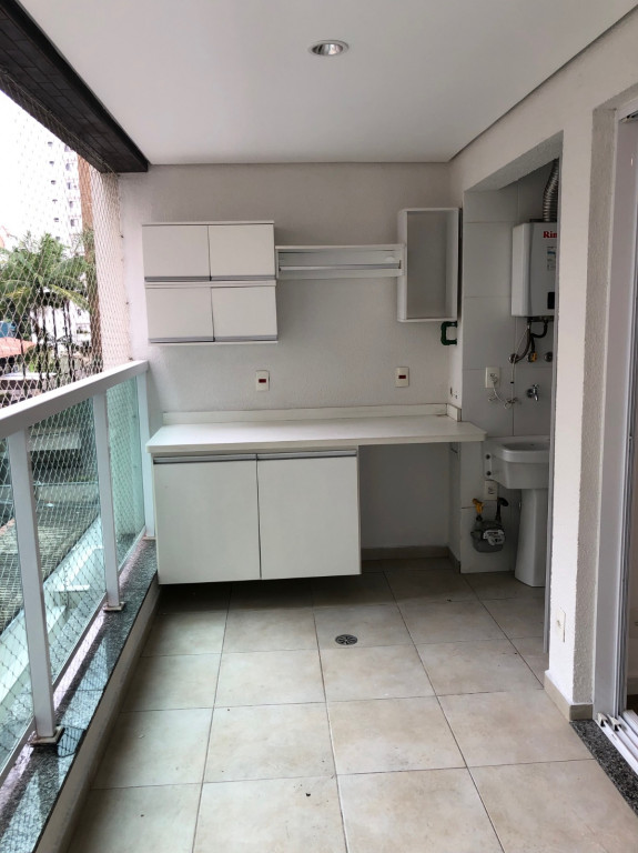 Apartamento para alugar com 2 quartos, 65m² - Foto 8