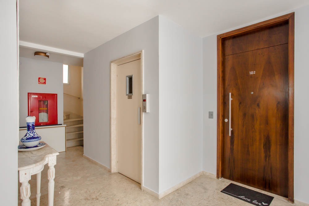 Apartamento à venda com 4 quartos, 180m² - Foto 7