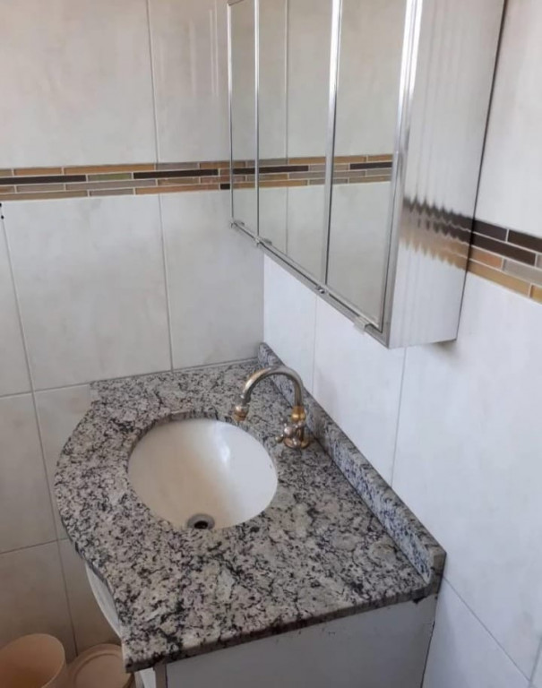 Apartamento à venda com 2 quartos, 64m² - Foto 3