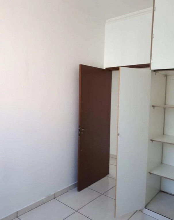 Apartamento à venda com 2 quartos, 64m² - Foto 7