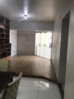 Apartamento à venda com 3 quartos, 85m² - Foto 2