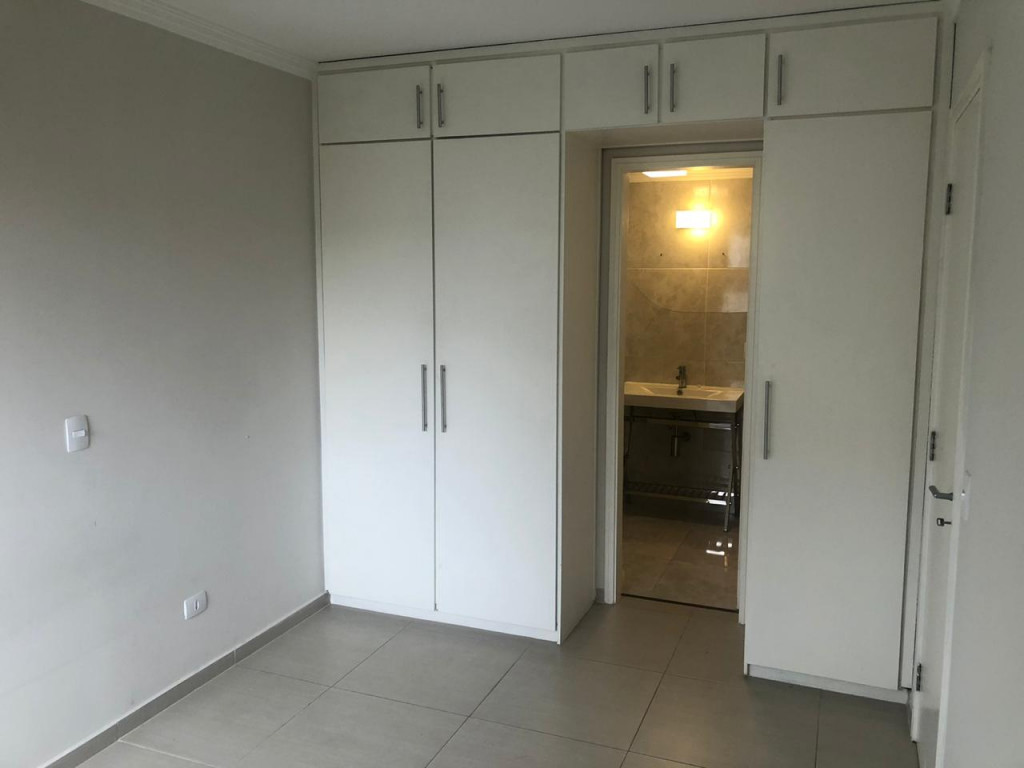 Apartamento à venda com 1 quarto, 40m² - Foto 11