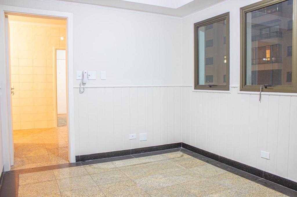 Apartamento à venda e aluguel com 3 quartos, 247m² - Foto 17