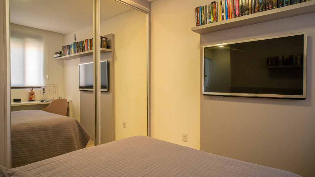 Casa de Condomínio à venda com 4 quartos, 234m² - Foto 10