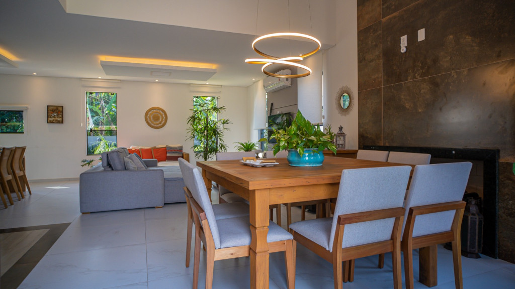 Casa de Condomínio à venda com 4 quartos, 234m² - Foto 26