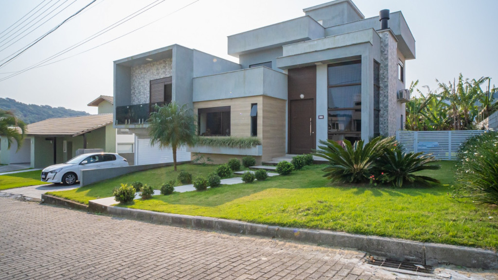 Casa de Condomínio à venda com 4 quartos, 234m² - Foto 28