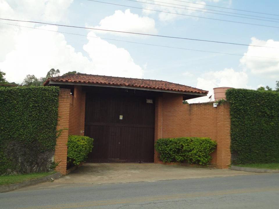 Casa à venda com 6 quartos, 1000m² - Foto 2