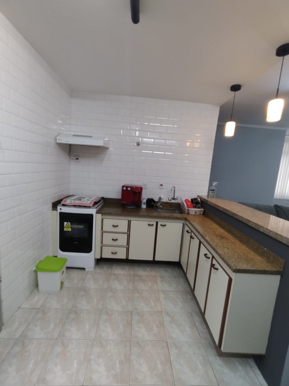 Apartamento para alugar com 2 quartos, 100m² - Foto 17