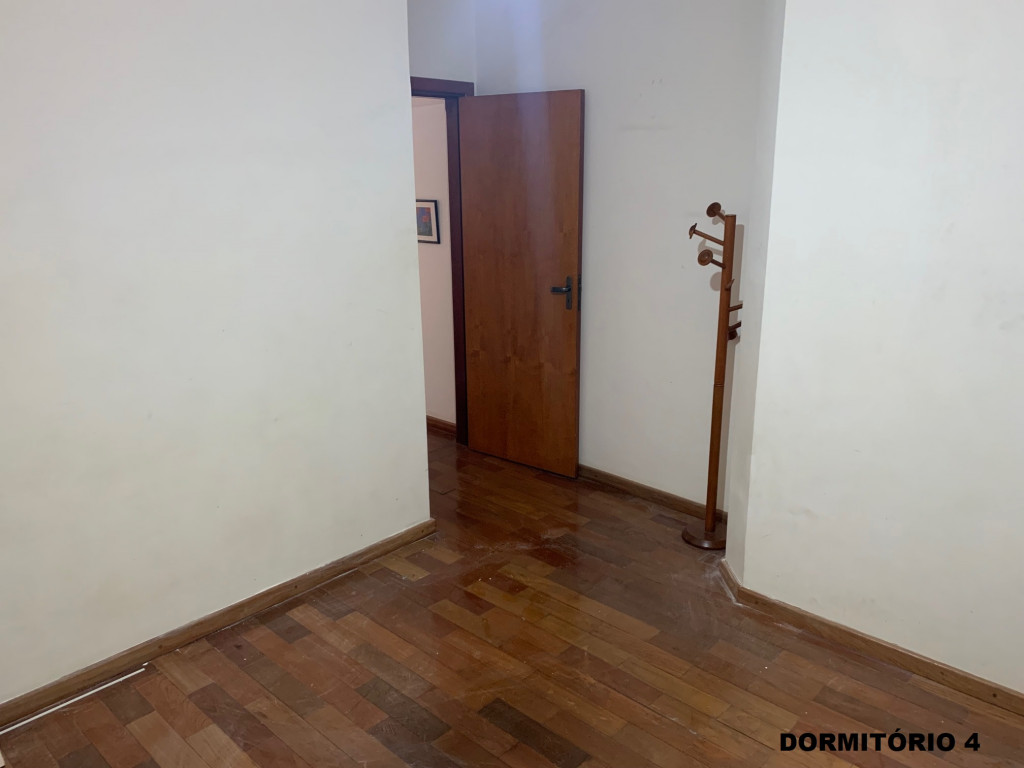 Casa de Condomínio à venda com 5 quartos, 375m² - Foto 6