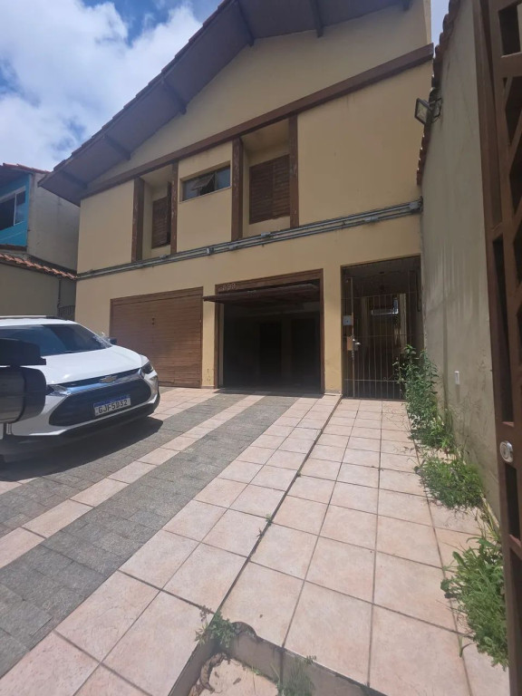 Casa, 5 quartos, 300 m² - Foto 2