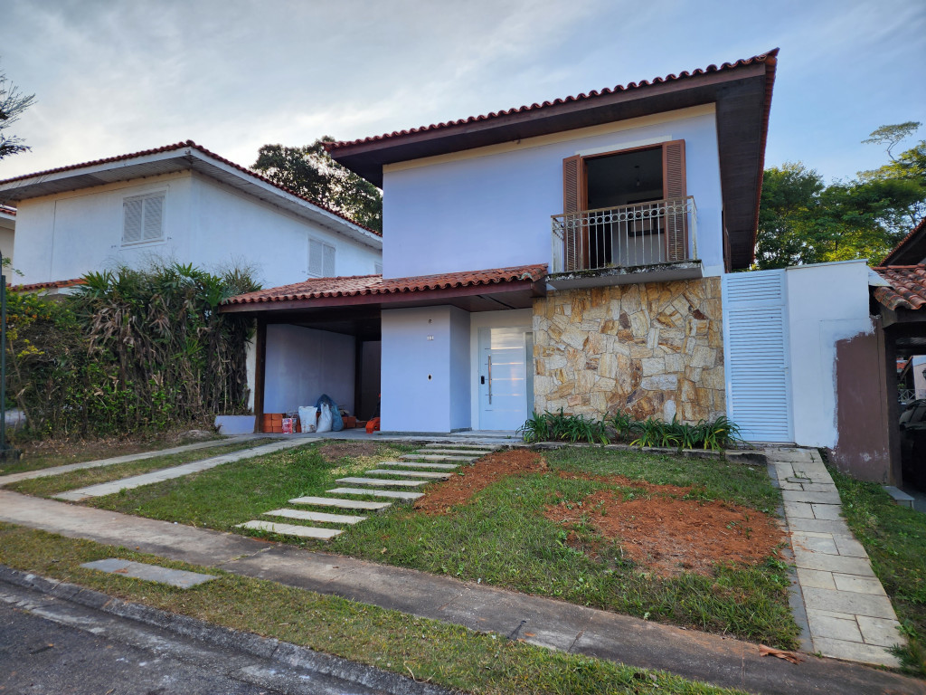 Casa de Condomínio à venda com 3 quartos, 230m² - Foto 1