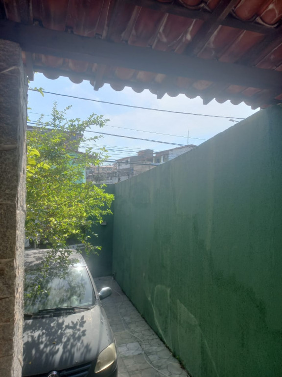 Casa à venda e aluguel com 4 quartos, 230m² - Foto 9