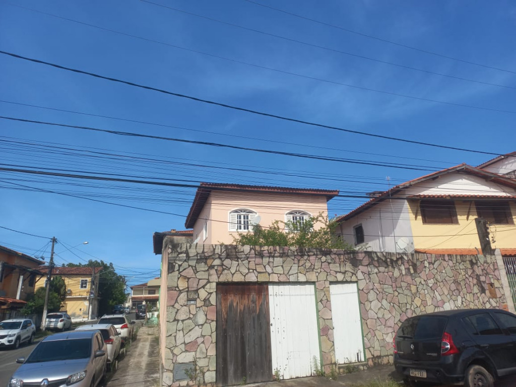 Casa à venda e aluguel com 4 quartos, 230m² - Foto 11