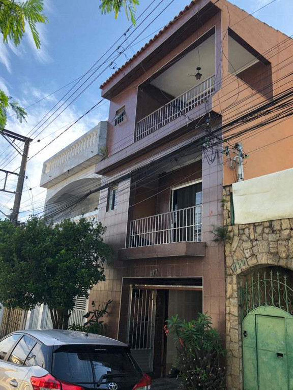 Casa à venda com 4 quartos, 300m² - Foto 2