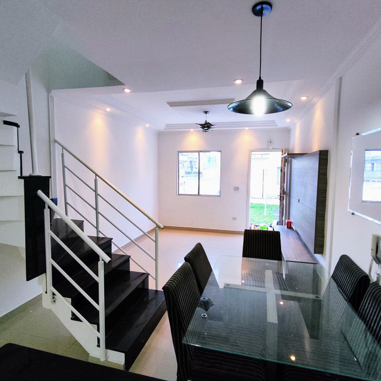 Captação de Casa em Condomínio a venda na Rua Coral, Mutinga, Osasco, SP