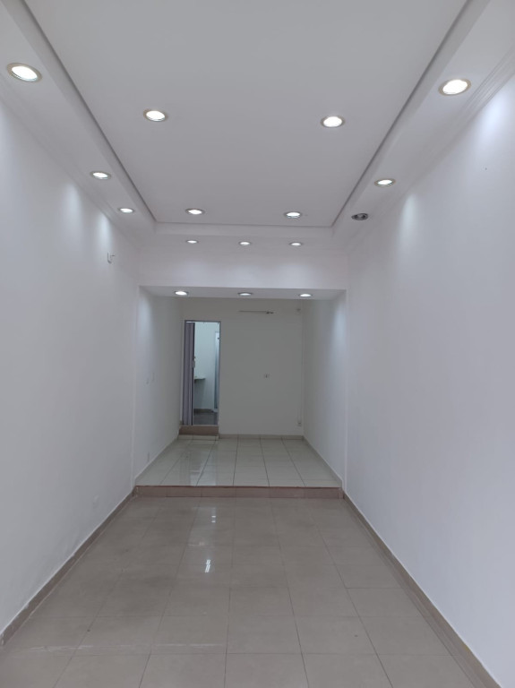 Loja-Salão, 240 m² - Foto 2