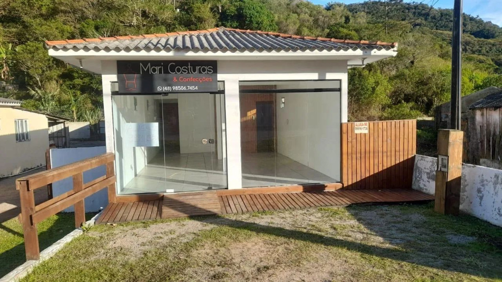 Foto - Florianópolis - Armação do Pântano do Sul