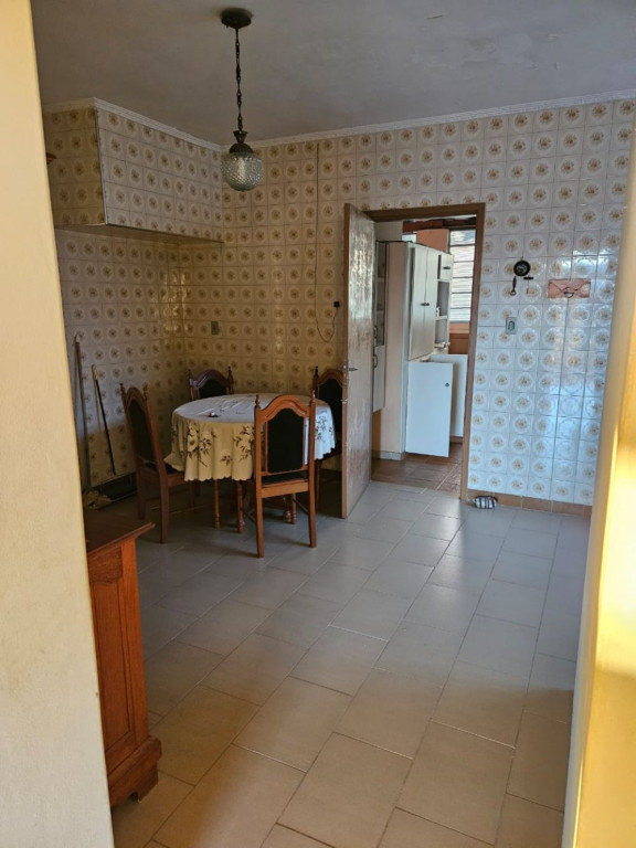 Casa à venda com 2 quartos, 120m² - Foto 4