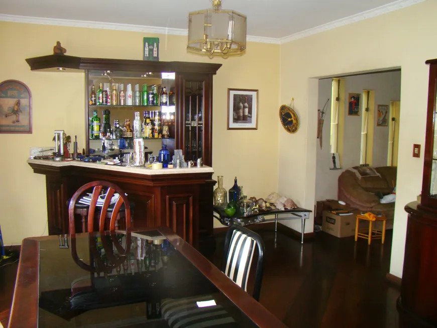 Casa, 4 quartos, 240 m² - Foto 2