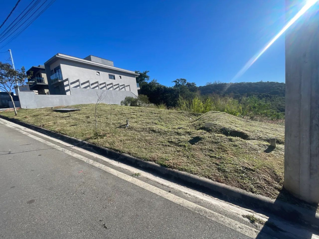 Foto - Cotia - Chácara Pavoeiro