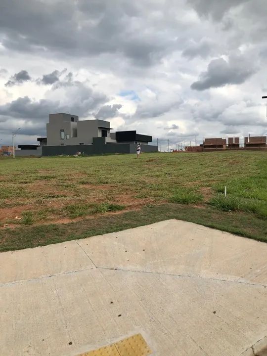 Foto - Piratininga - Residencial Villa de León