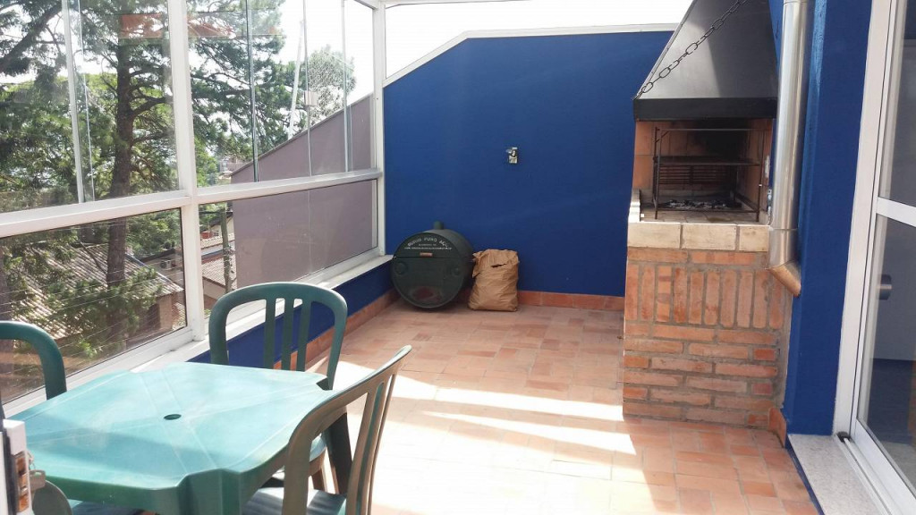 Casa à venda com 3 quartos, 300m² - Foto 3