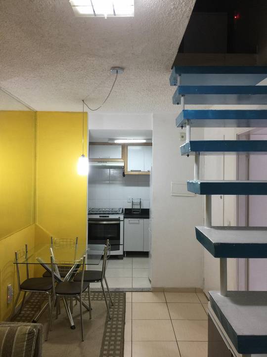 Casa à venda com 3 quartos, 99m² - Foto 2