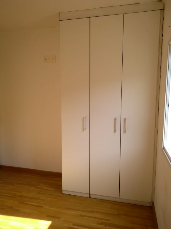 Casa à venda e aluguel com 4 quartos, 163m² - Foto 4