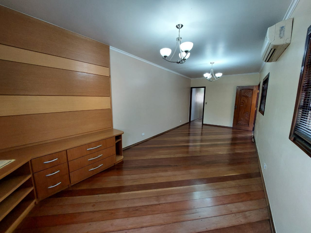 Casa à venda com 3 quartos, 202m² - Foto 10