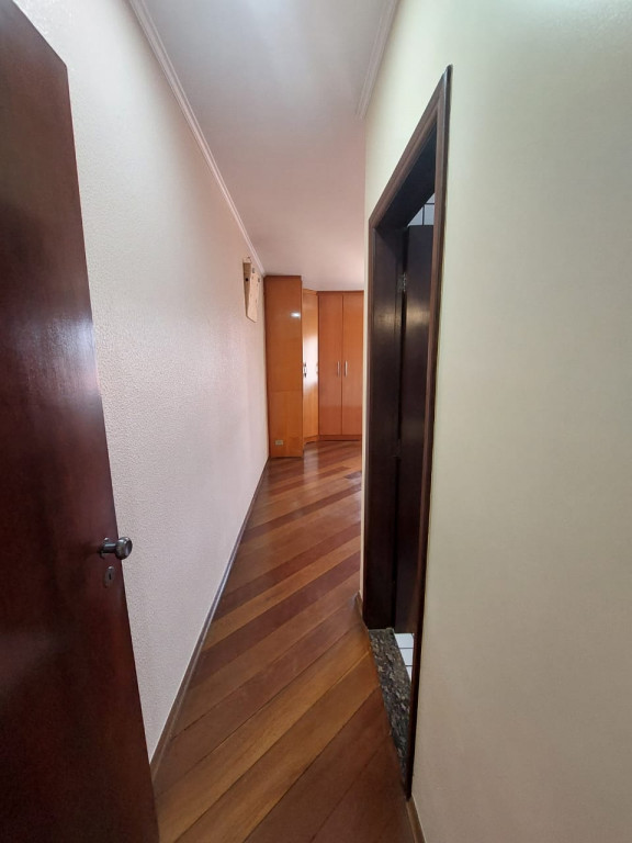 Casa à venda com 3 quartos, 202m² - Foto 16