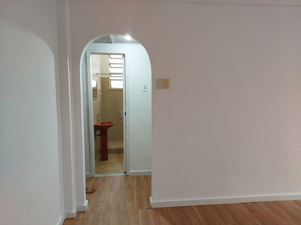 Apartamento à venda e aluguel com 1 quarto, 50m² - Foto 4