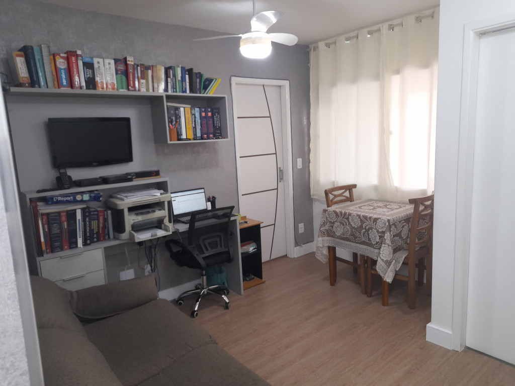 Apartamento à venda com 1 quarto, 32m² - Foto 2