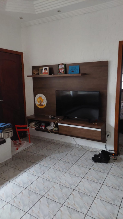 Casa à venda com 2 quartos, 4m² - Foto 7