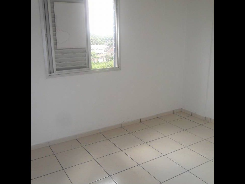 Apartamento à venda com 2 quartos, 74m² - Foto 2