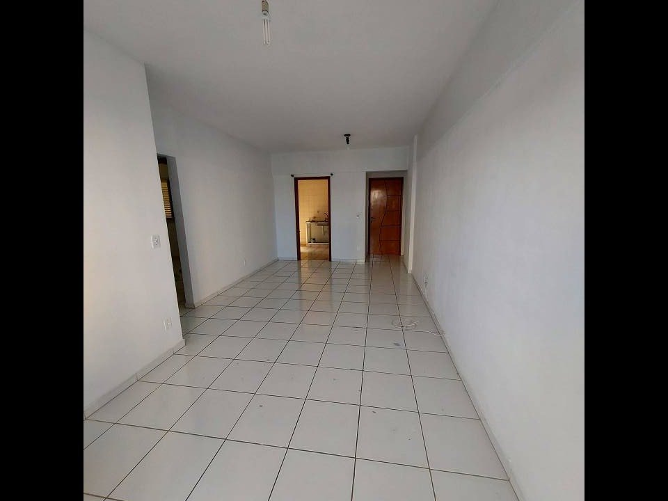 Apartamento à venda com 2 quartos, 74m² - Foto 3