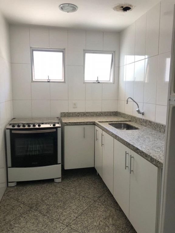 Apartamento à venda com 1 quarto, 47m² - Foto 15