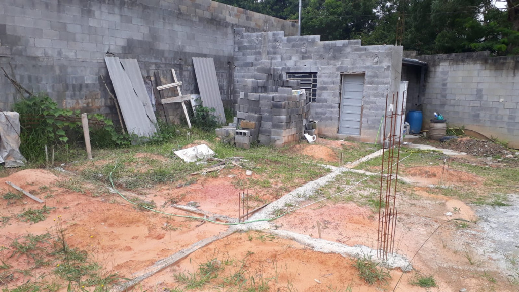 Casa à venda com 1 quarto, 100m² - Foto 9