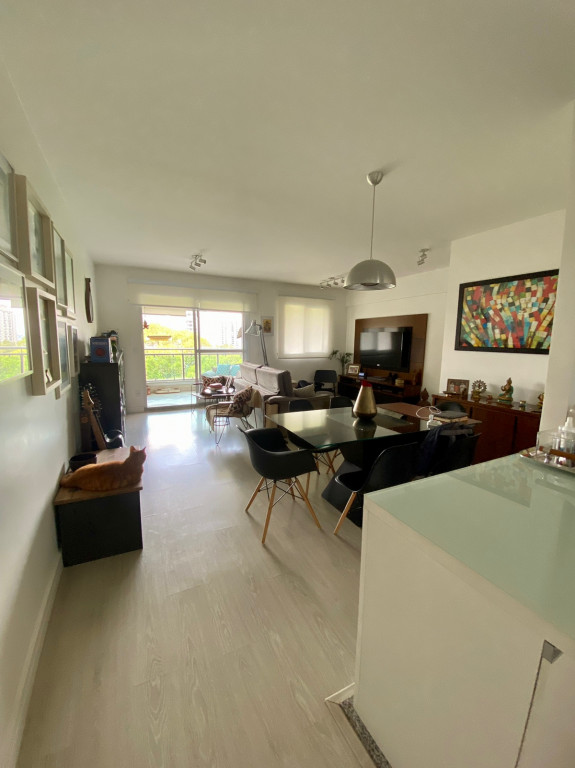 Apartamento à venda com 2 quartos, 87m² - Foto 1