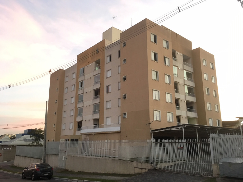 Apartamento a venda na Rua Athaide Cardon, Novo Mundo, Curitiba, PR
