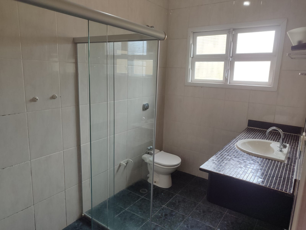 Casa, 6 quartos, 234 m² - Foto 4