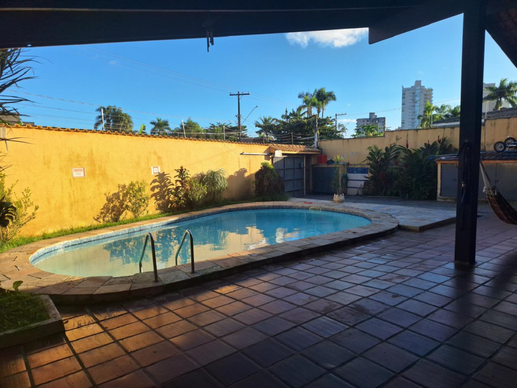 Casa, 6 quartos, 234 m² - Foto 10