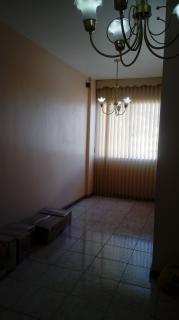Casa para alugar com 2 quartos, 76m² - Foto 1