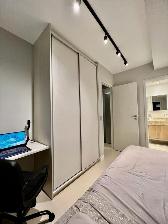 Apartamento à venda com 2 quartos, 86m² - Foto 1