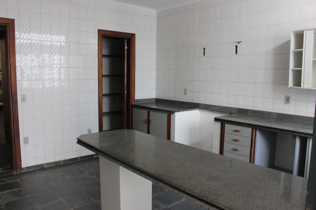 Casa a venda na Rua Monsenhor Doutor Emílio José Salim, Sousas, Campinas, SP