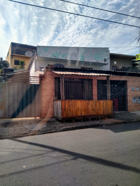 Casa a venda na Rua Ademar Pereira de Barros, Jardim Centenário, Campinas, SP