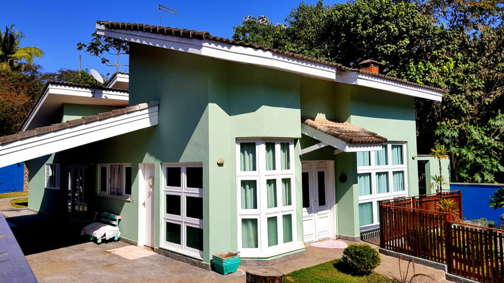Casa a venda na Alameda das Pitangueiras, Arujá Country Club, Arujá, SP