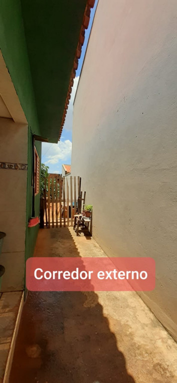 Casa a venda na Rua Tancredo de Luna, Vila Fior, Limeira, SP