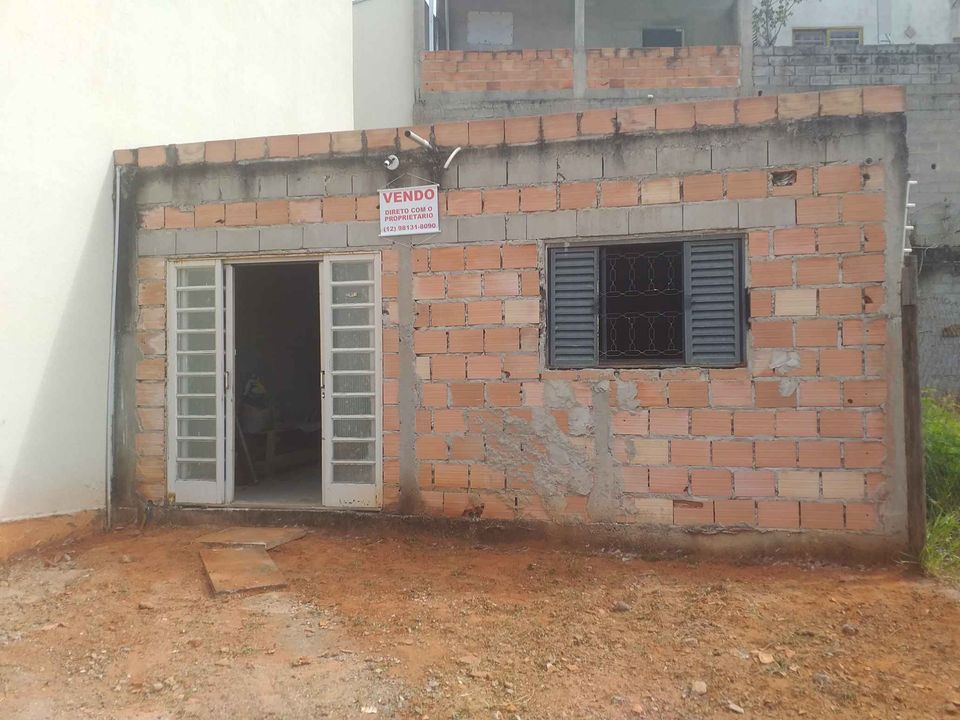 Casa a venda na Avenida Deputado Tarcílio Bernardo, Jardim Continental II, Taubaté, SP